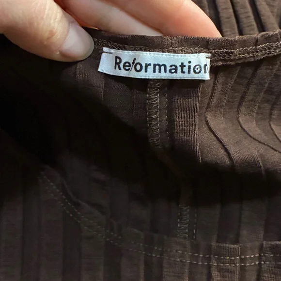 Reformation Brown Ribbed Too With Cut Outs - Picture 4 of 5